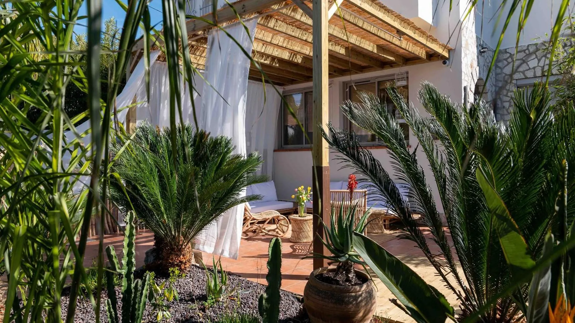 Apartment Studio Meuble Mandara Beach Bungalow - Antibes - Juan-Les-Pins - French Riviera